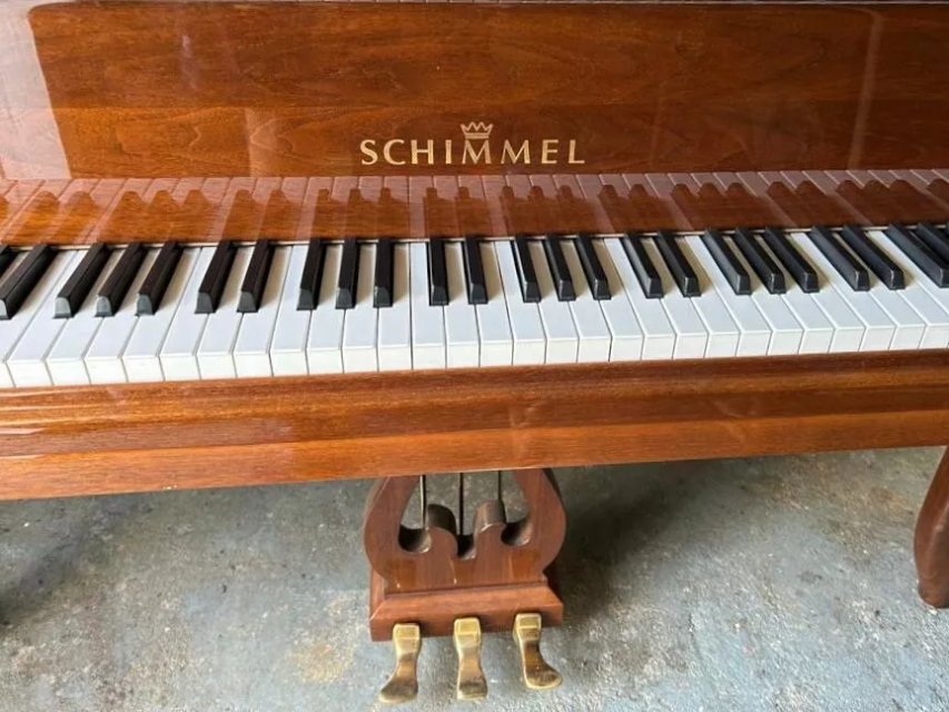 schimmel baby grand piano for sale, keyboard and pedals